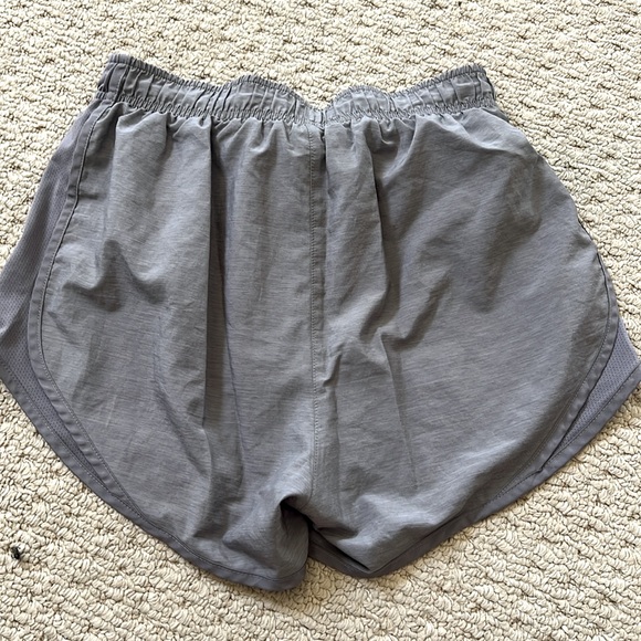 Nike tempo shorts - Picture 4 of 4
